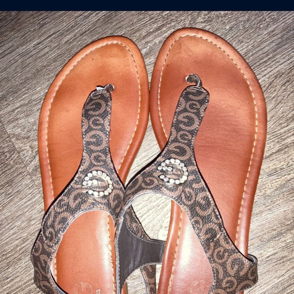 Women’s sandals